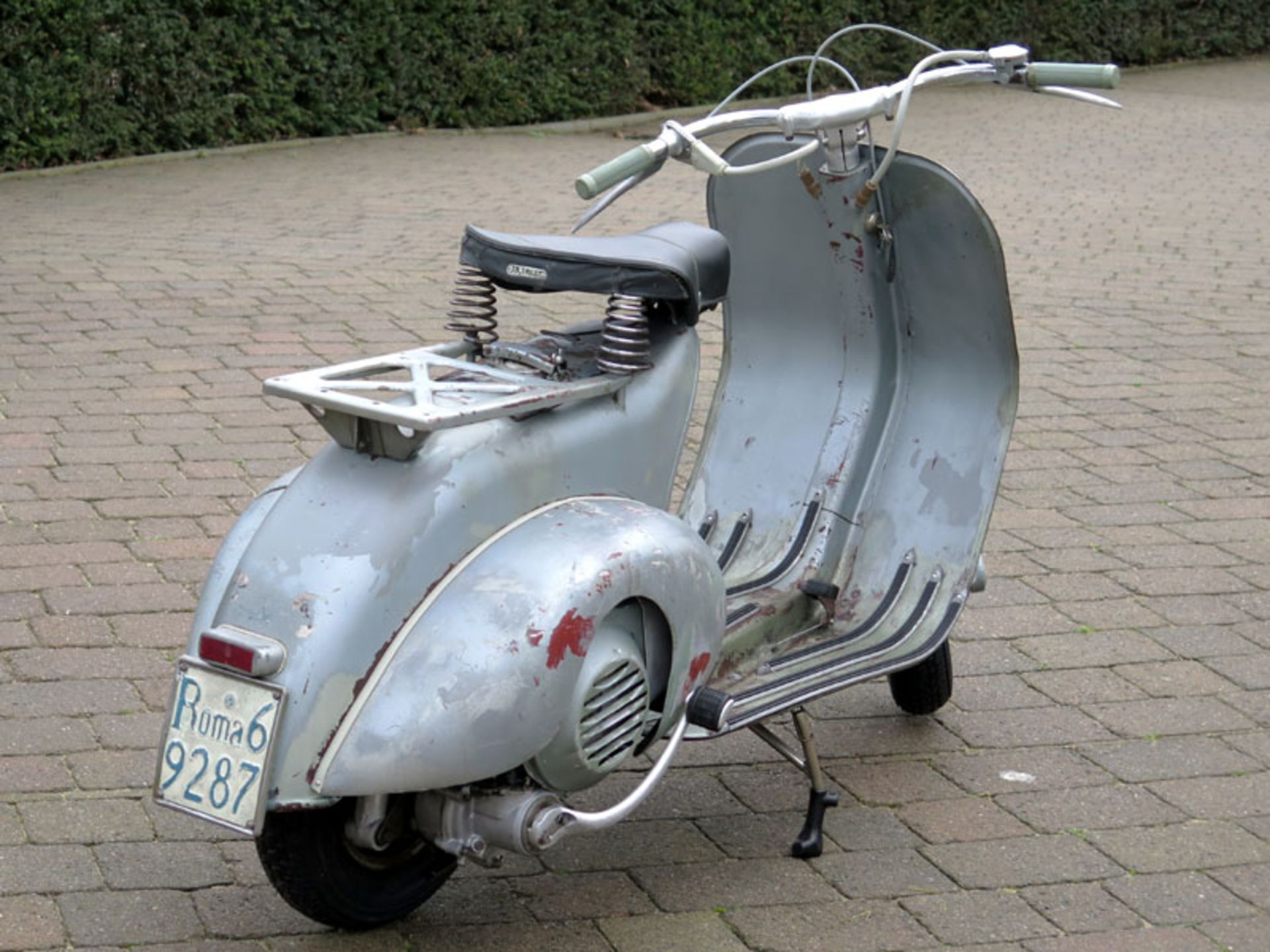 1951 Vespa 125 - Image 2 of 4