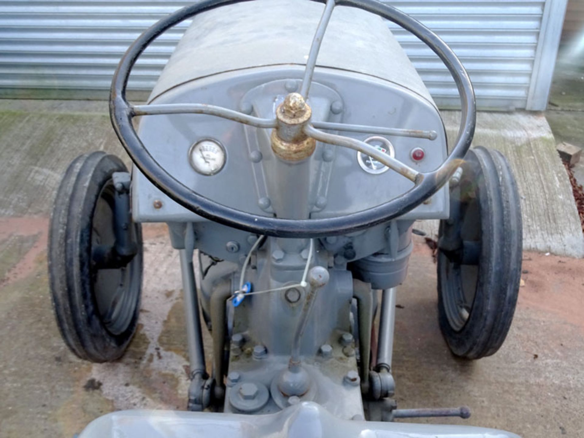 c.1957 Ferguson Tractor - Image 3 of 6