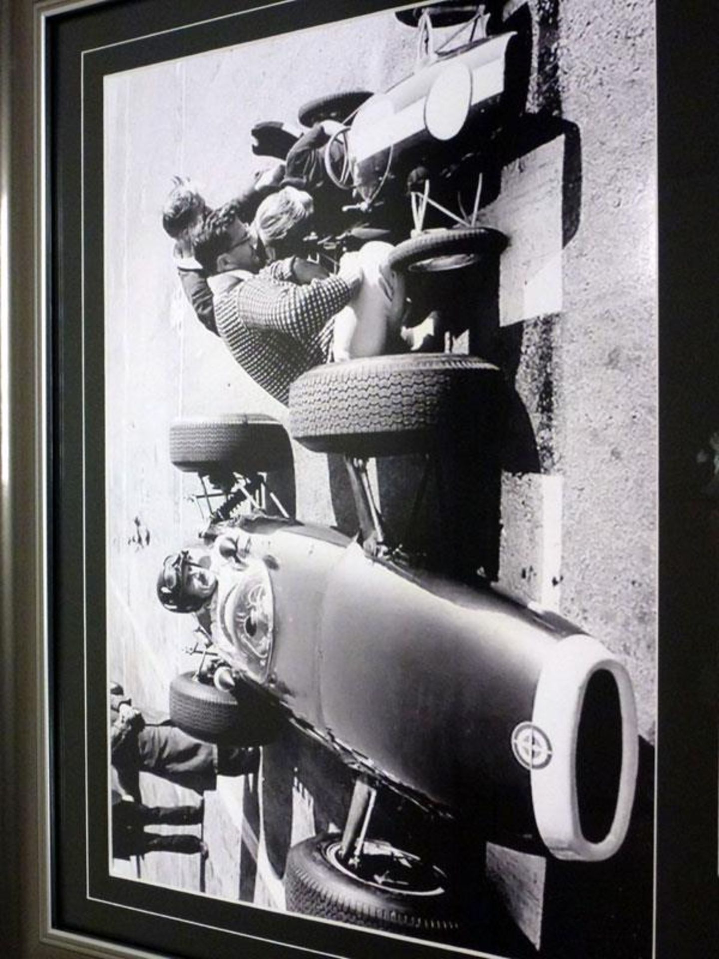 Graham and Damon Hill Signed Photographic Presentation - Image 2 of 3