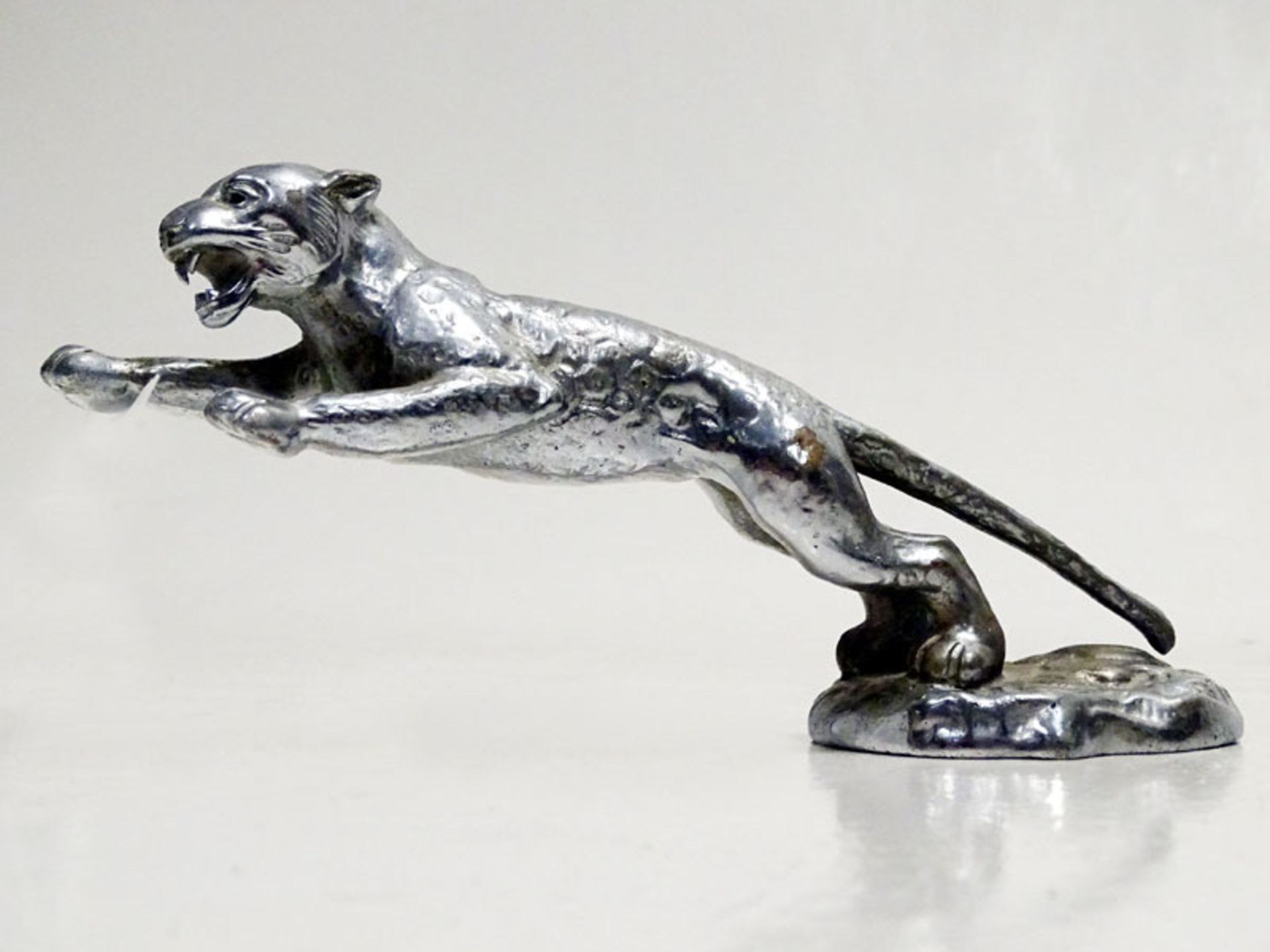 A Rare Jaguar 'Leaping Cat' Mascot fitted to SS100 Models