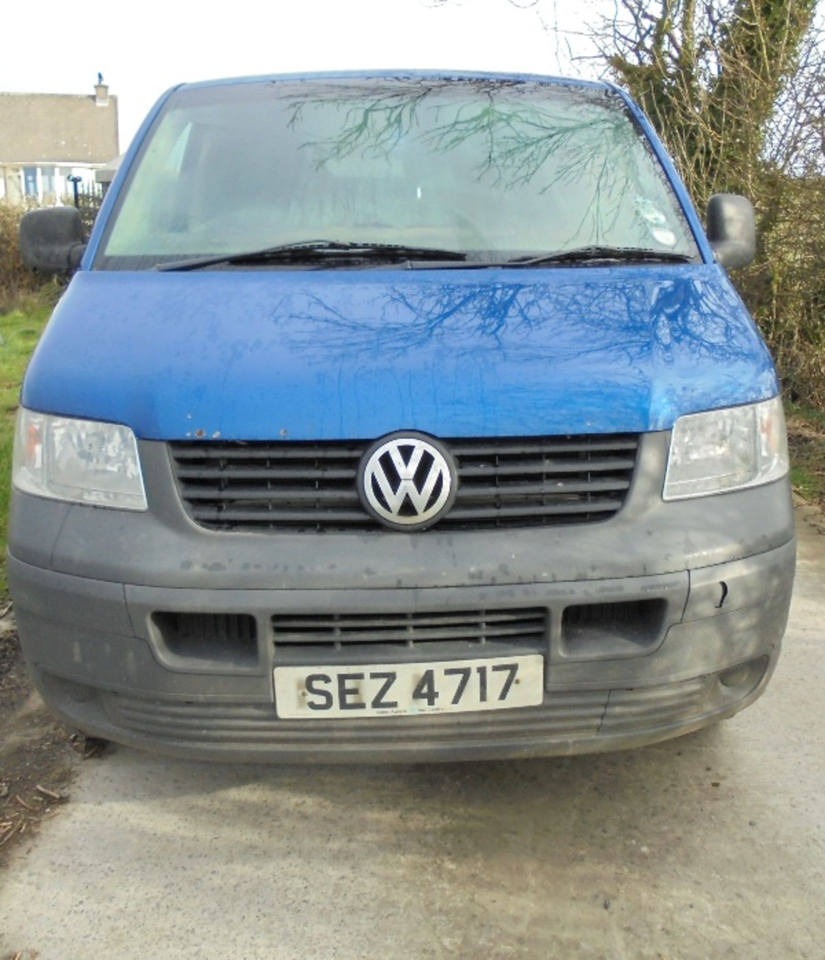 2008 Volkswagon Transporter, Automatic Gearbox, Side Loading Door, 123000 Miles Reg: SEZ 4717 - Image 2 of 9