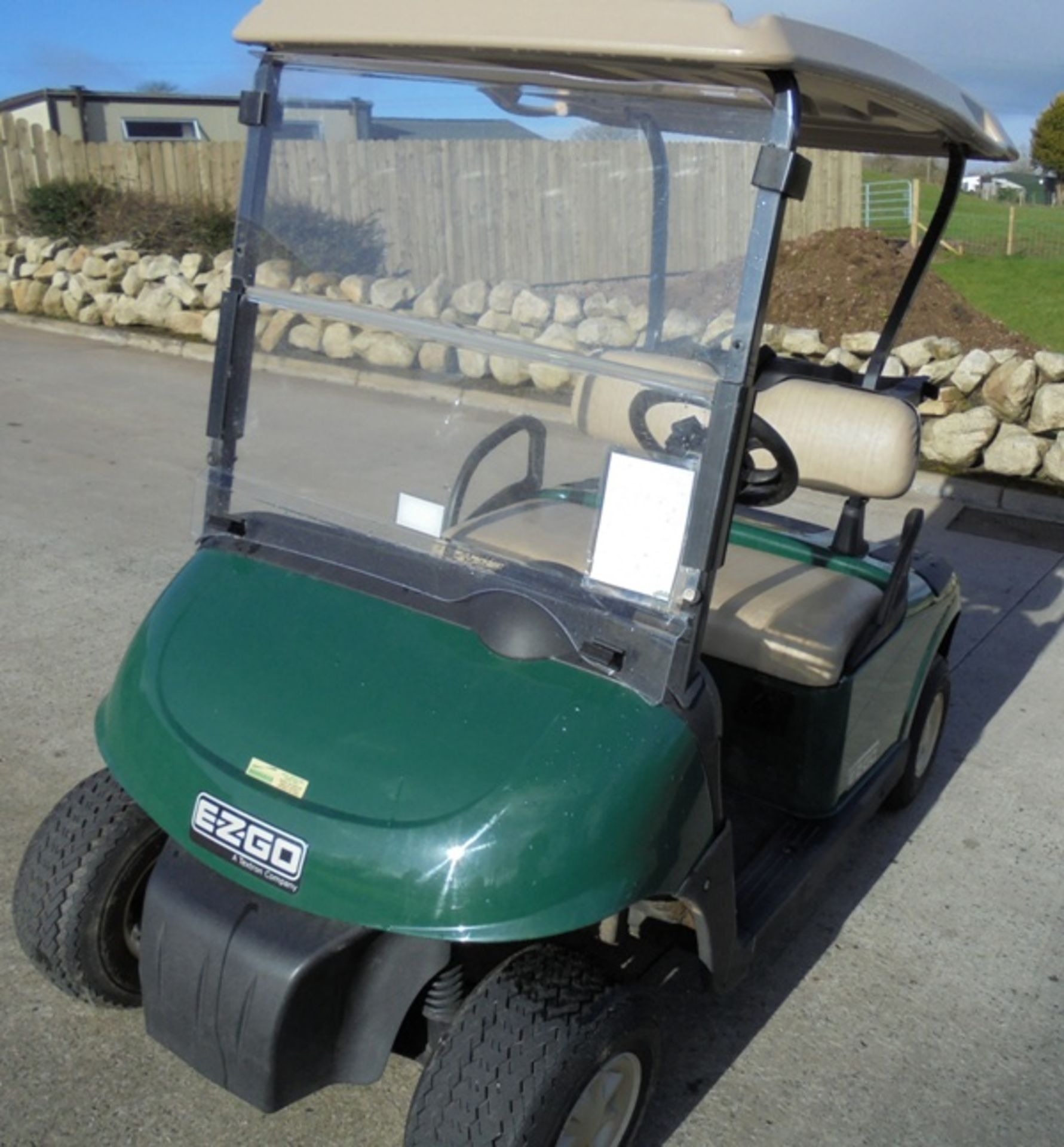 2012 E-Z-Go RXV Electric Golf Cart - Image 2 of 6