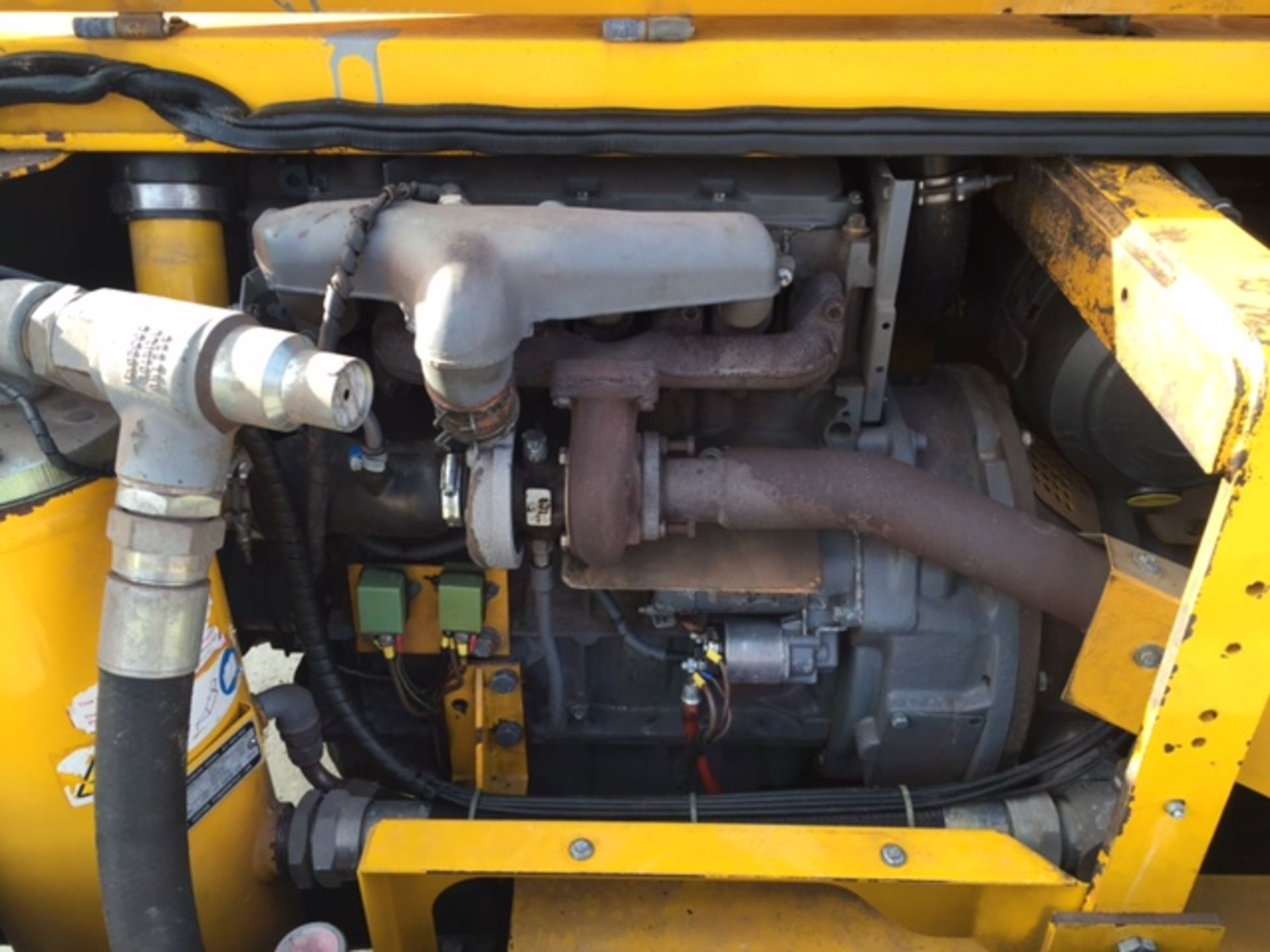 CompAir Holman 73 Compressor, Diesel Engine, Electric Start, Running & Building Air - Image 11 of 11