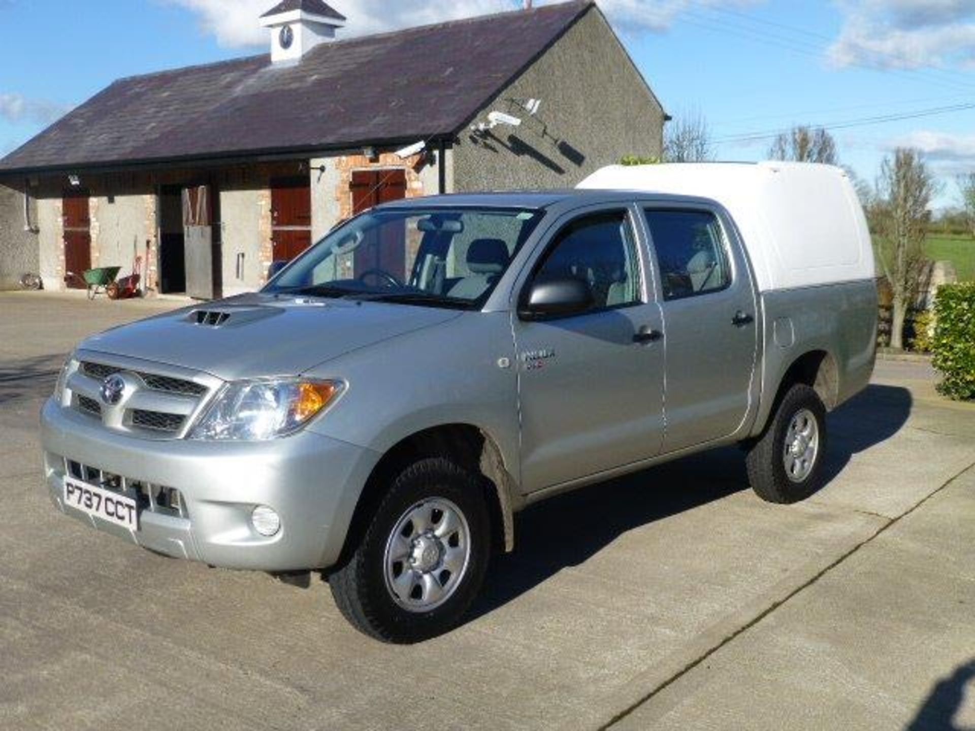 2008 Toyota Hi-lux 2.5 HL2 Double cab 4 x 4 - Image 2 of 5