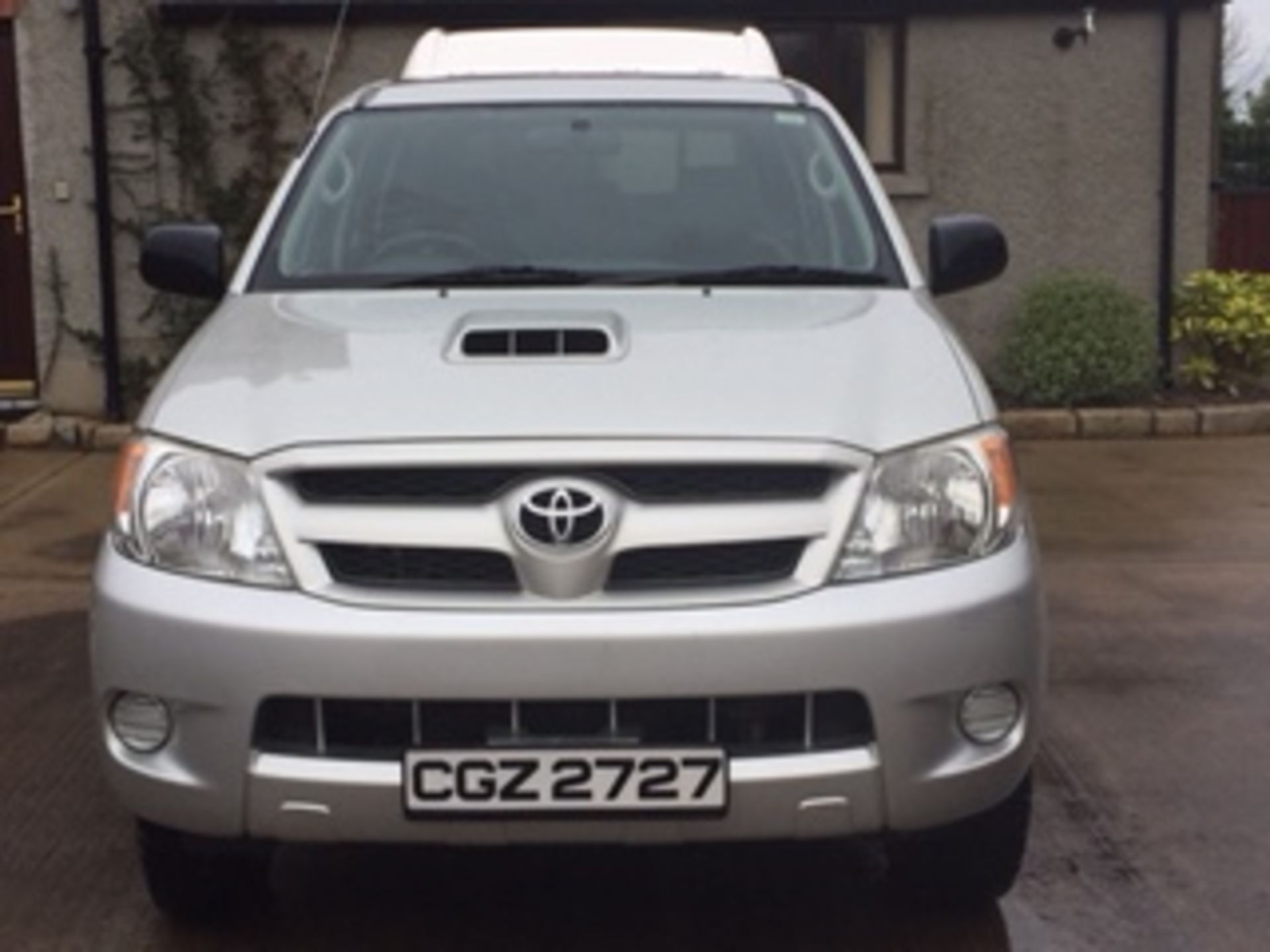 2008 (Feb) Toyota Hilux Double Cab Pickup c/w Canopy, 63000 miles Reg - CGZ 2727 - Image 4 of 6