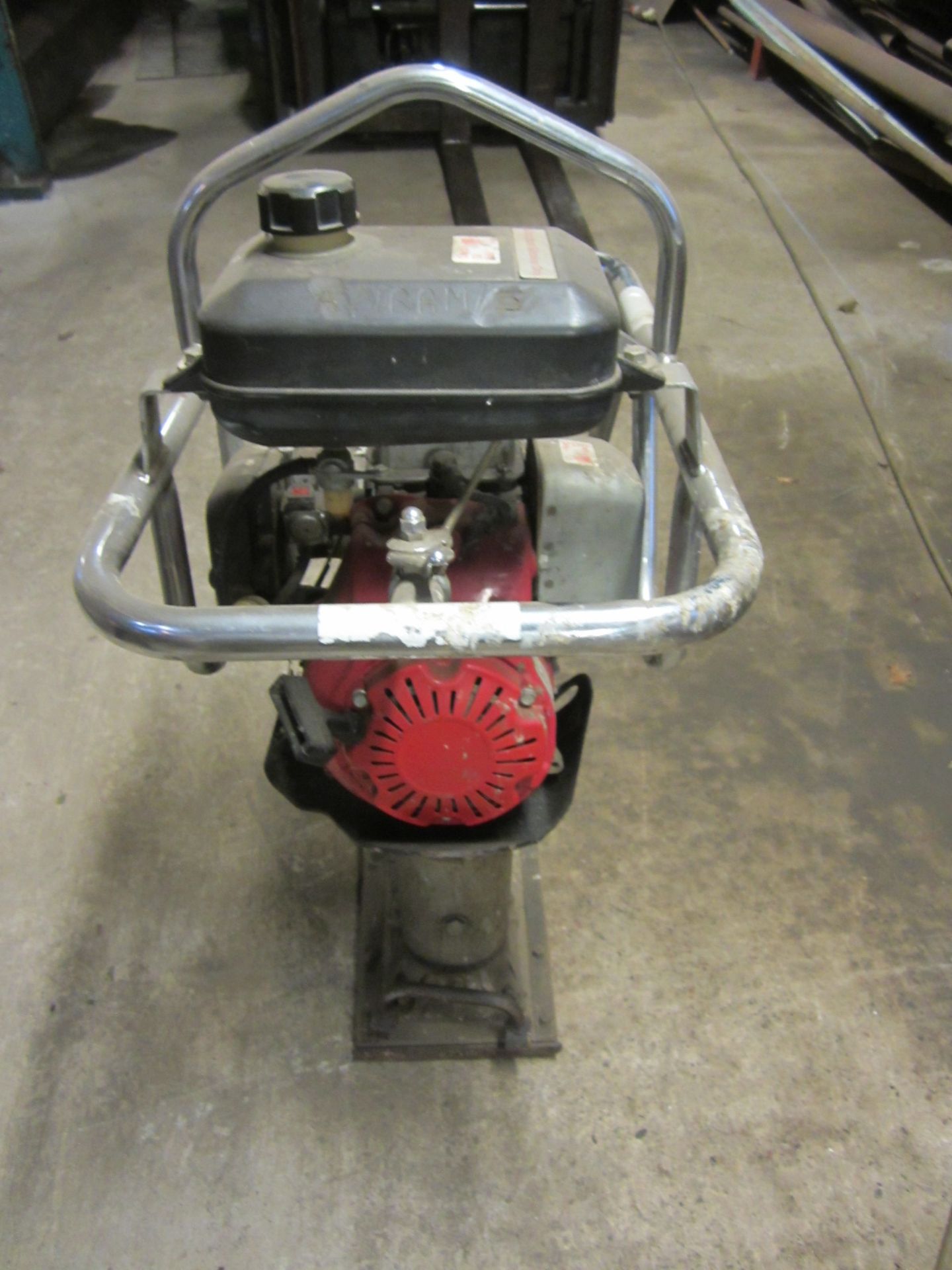 Bell RT50 4 stroke trench rammer - Image 2 of 4