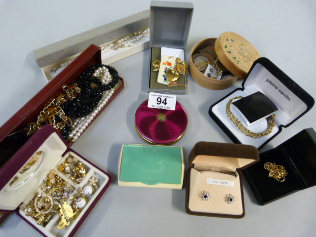 A quantity of costume jewellery, Art Deco compact etc. - Image 2 of 2