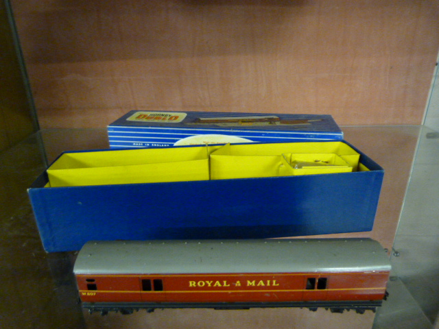 Hornby Dublo TPO mail van set - Image 2 of 2