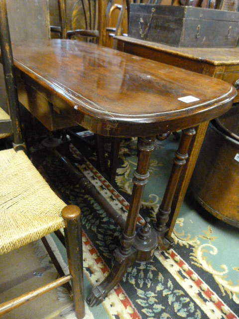 Mahogany hall table with drawer - Image 4 of 6
