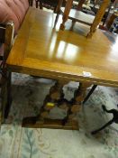 An oak draw leaf table