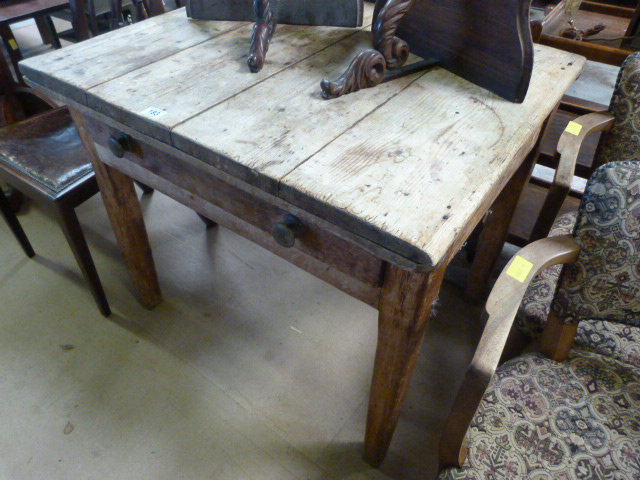 Square topped pine table - Image 6 of 10