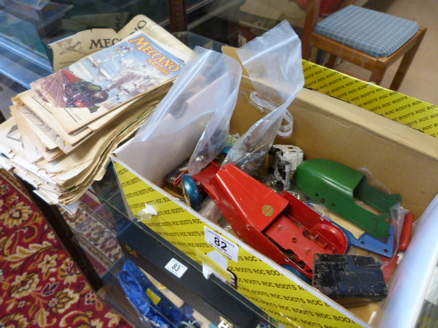 A Meccano wind up car A/F and a quantity of meccano magazines - Image 4 of 9