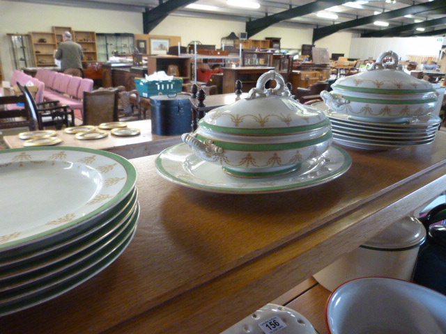 A Part green Worcester dinner service - Image 12 of 19