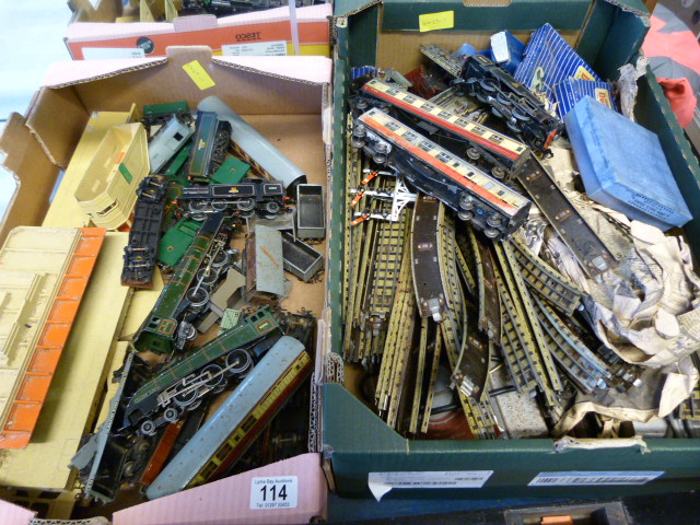 Quantity of Horny Dublo trainset- including locomotives (Silver King and Duchess of Montrose), a - Image 7 of 18