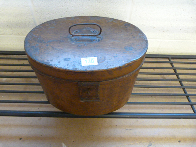 A Small hat box - Image 2 of 10