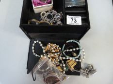 Quantity of costume jewellery including silver rings etc.