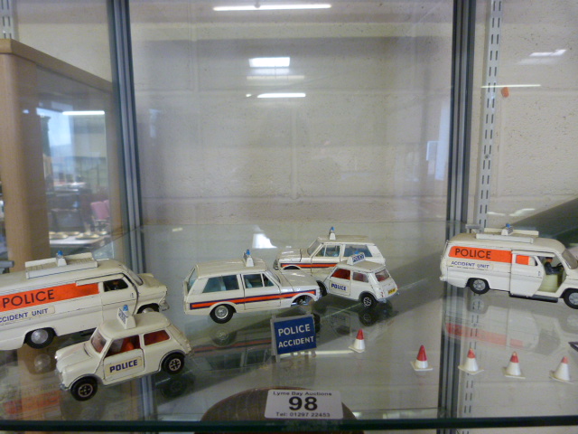 A Small quantity of Dinky police cars - Image 3 of 8