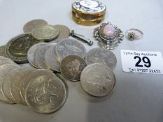 Small quantity of coins, pill box etc.