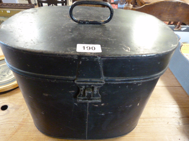 A Large Hat box - Image 6 of 9