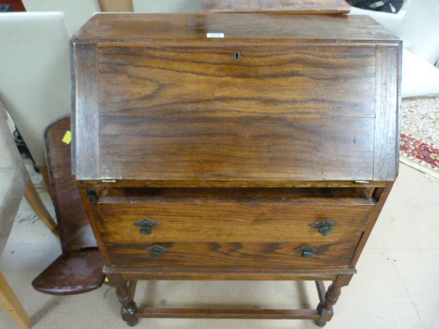 An oak bureau with two drawers under - Image 2 of 2