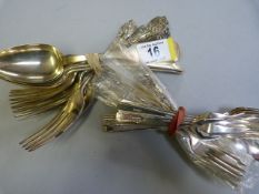 Small quantity of silver plated cutlery