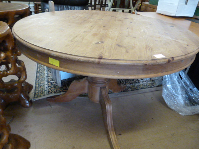 A Pine pedestal table