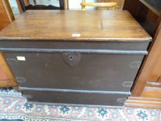 Early 19th century Seamans trunk in pine