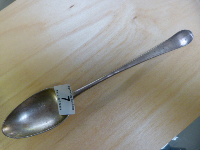 A large hallmarked silver serving spoon - Image 3 of 5