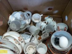 A quantity of commemorative and crested ware