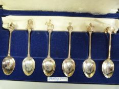 A cased set of hallmarked silver spoons commemorating the Silver Jubilee, 1977