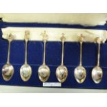 A cased set of hallmarked silver spoons commemorating the Silver Jubilee, 1977