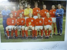 A framed photograph of England 1966 world cup winners - Signed Geoff Hurst with attached letter from
