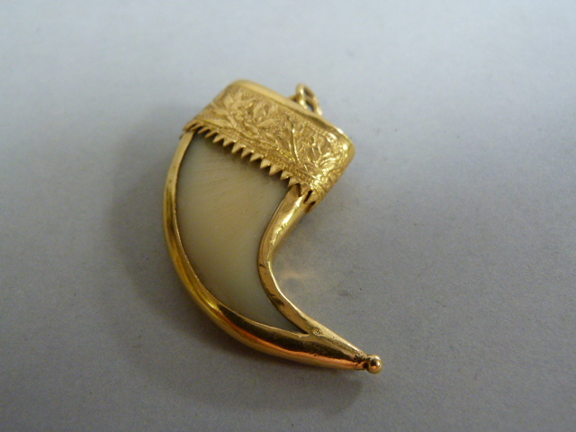 A high carat Eastern pendant