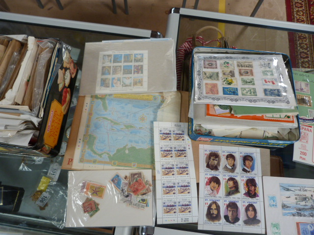 A quantity of various loose stamps