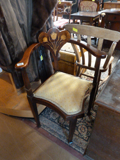 An Edwardian corner chair with inlaid floral decoration to back - Image 2 of 3