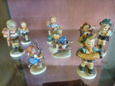 8 various Hummel figurines (1 A/F)