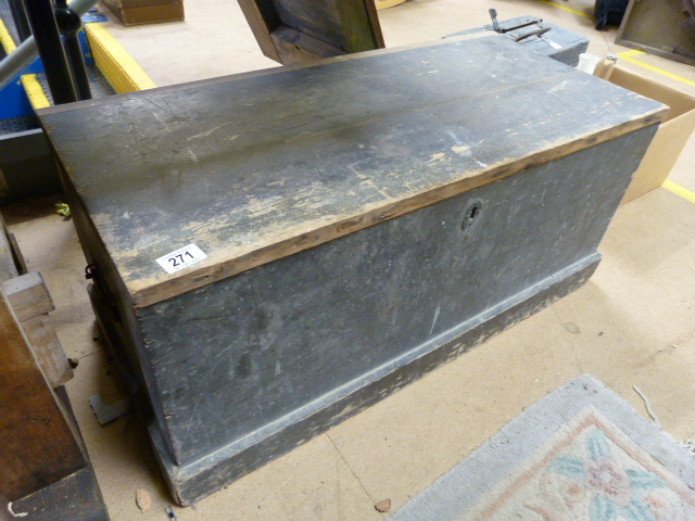 Large pine carpenters chest