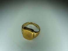 A 9ct Gold ring assayed in Birmingham 4.6g