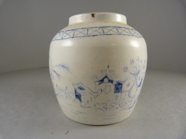 A Chinese censor depicting dragons and a Chinese vase with river and mountain scene. - Image 16 of 20