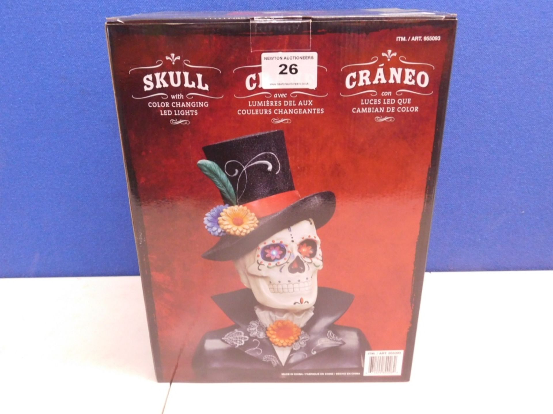 1 BOXED HALLOWEEN CARNIVAL SKULL WITH COLOUR CHANGING LED LIGHTS RRP £39.99