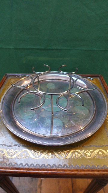 Unusual cut glass liqueur carafe with 6 matching glasses inset plated holder and serving tray - Image 3 of 4