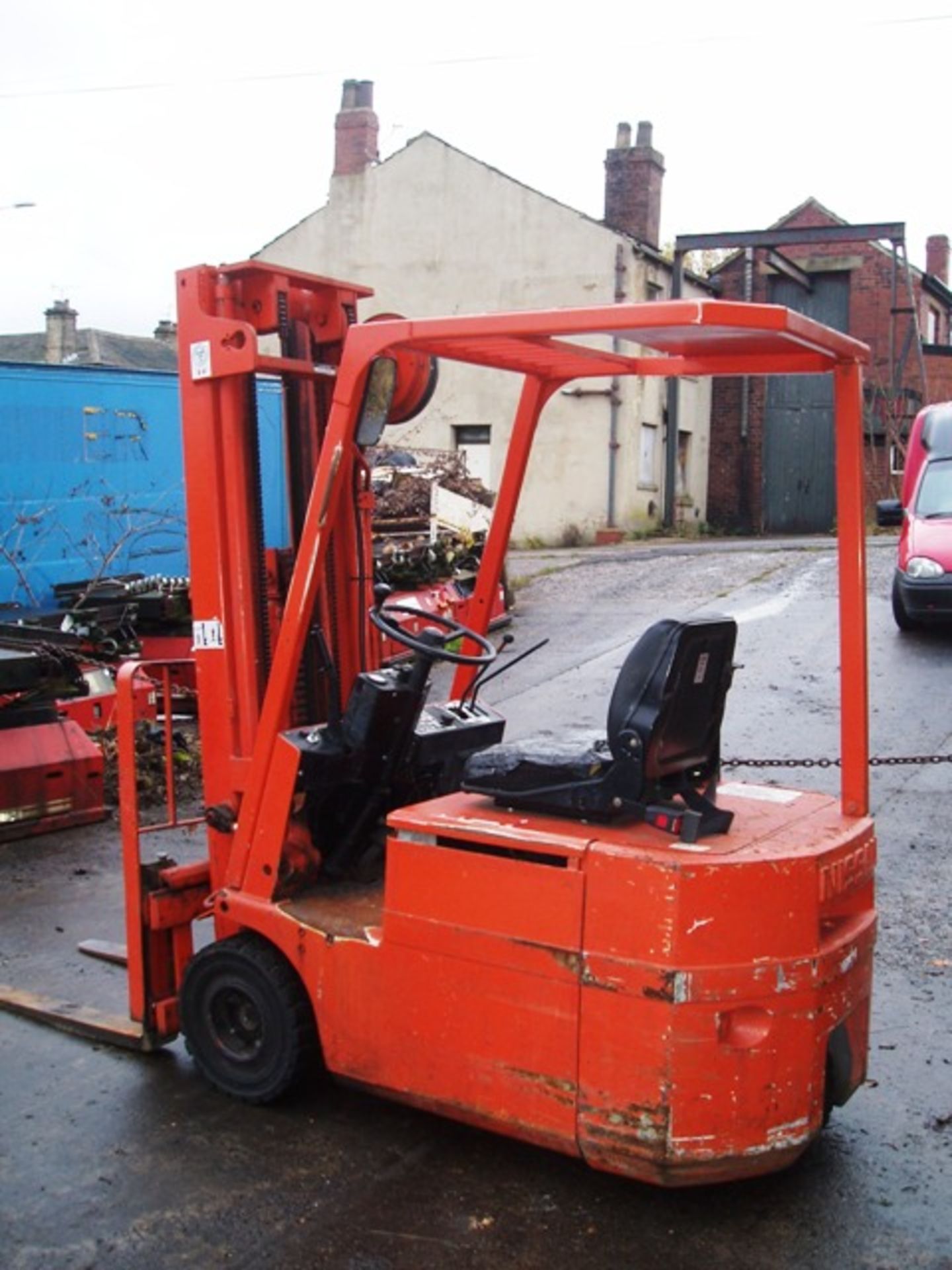 NISSAN S01D16U Electric - VIN: 001032 - Year: 1991 - 6,706 Hours - Triplex 3-Wheel Forklift, 4.9m - Image 3 of 3