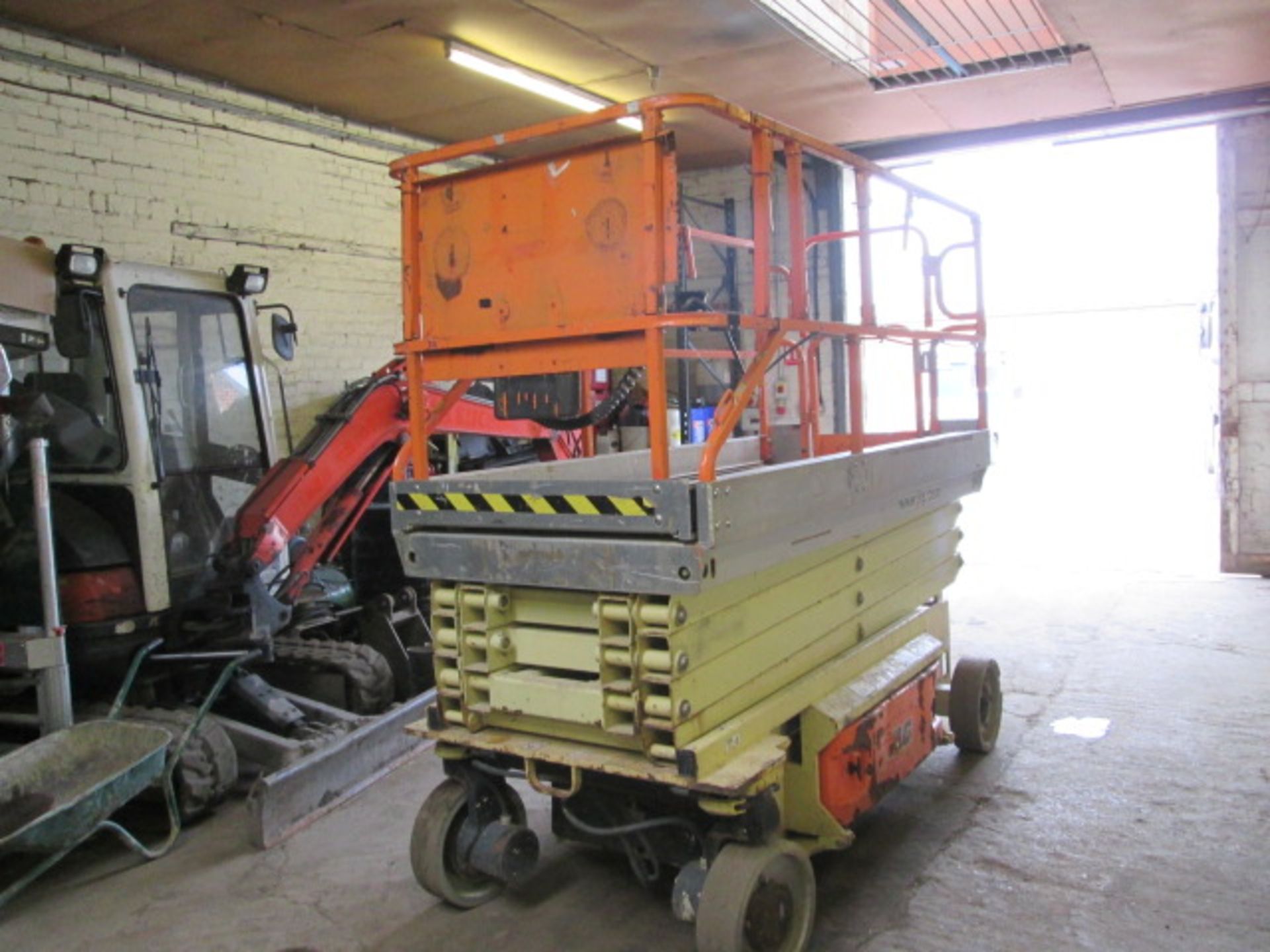 JLG 3246ES Electric - VIN: 1200001340 - Year: 2004 - 269 Hours - Scissor Lift, IWO** - Image 2 of 6