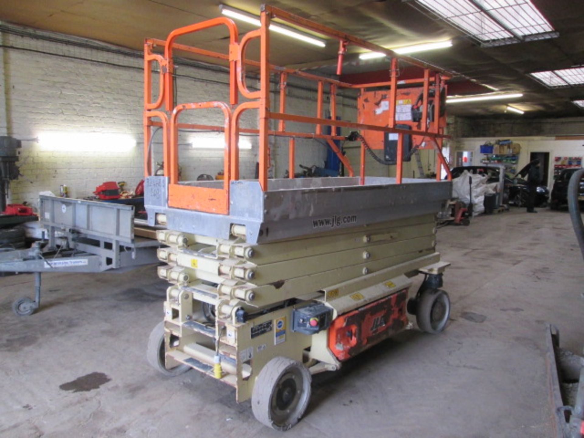 JLG 3246ES Electric - VIN: 1200001340 - Year: 2004 - 269 Hours - Scissor Lift, IWO** - Image 4 of 6