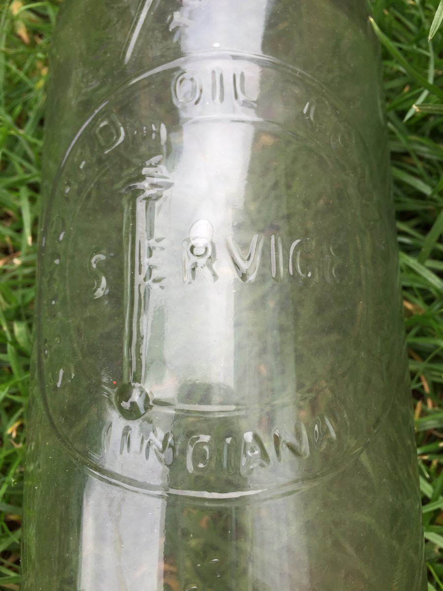 A Standard Oil Company Indiana one liquid quart glass bottle with metal pourer. - Image 2 of 2