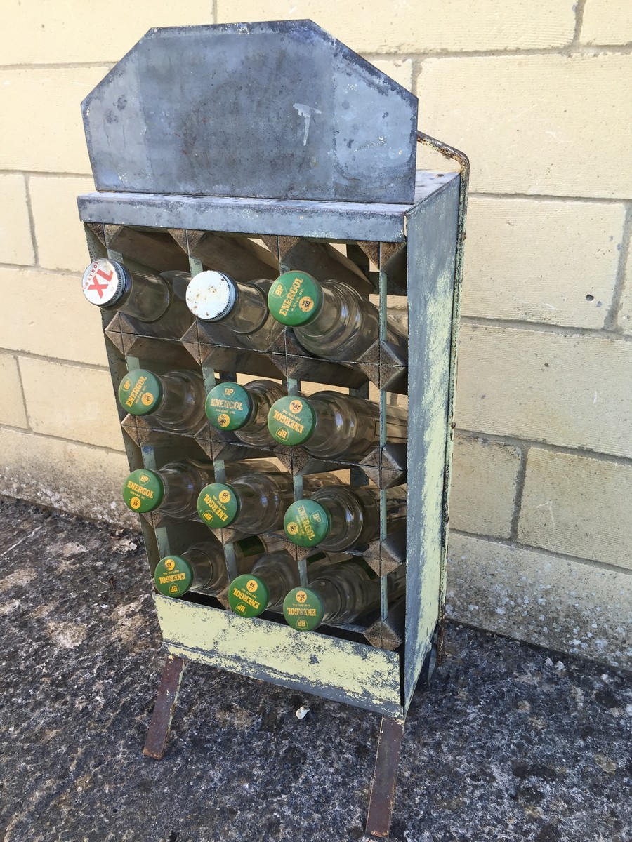 A BP Energol forecourt oil bottle crate containing 12 oil bottles. - Image 2 of 2