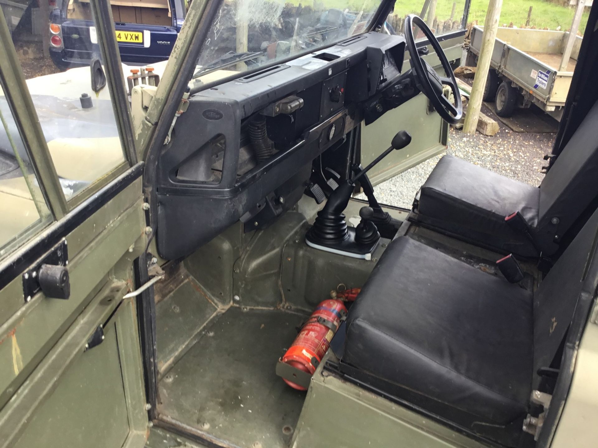 1990 Land Rover 110 Reg. no. Unregistered Chassis no. SALLDHAC7FA407380 Engine no. Unknown This - Image 2 of 6