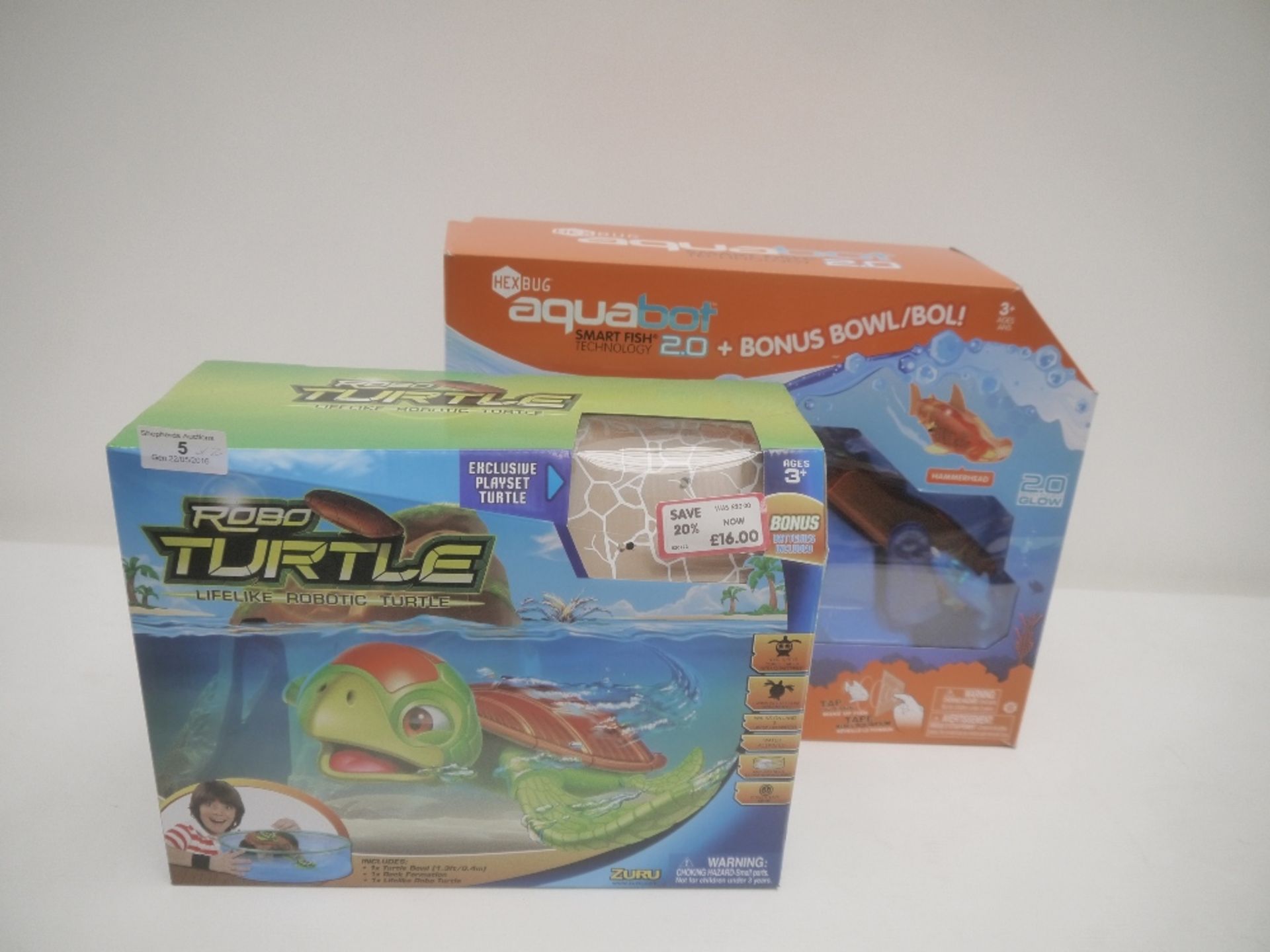 2x Toys in this lot, being the following; 1x Robo Turtle - Lifelike Robotic Turtle & 1x HexBug