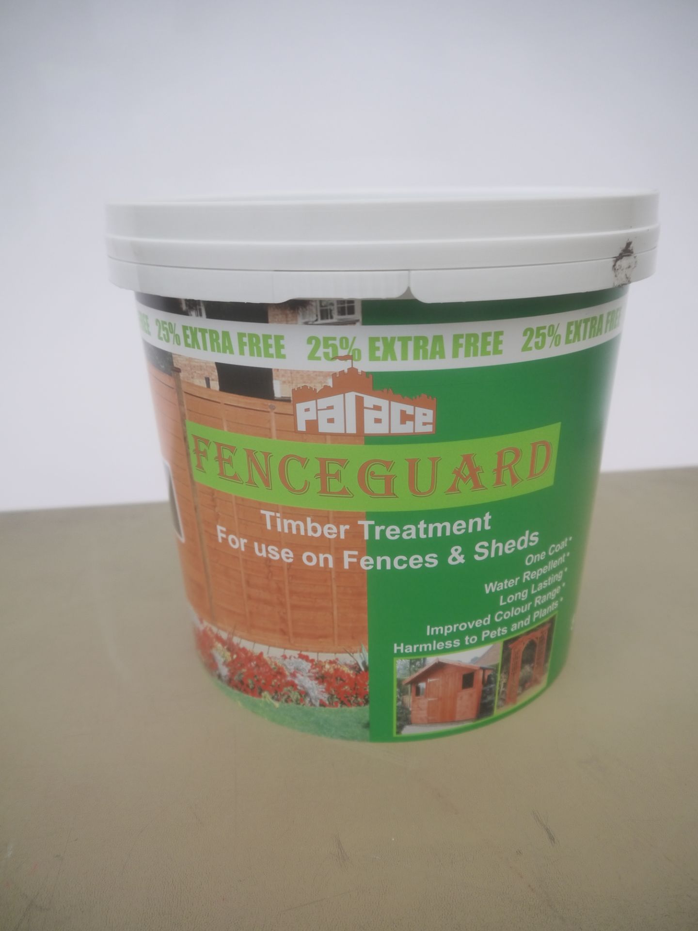 5ltrs of Palace Fence Guard in Red Cedar, New & Still Sealed.