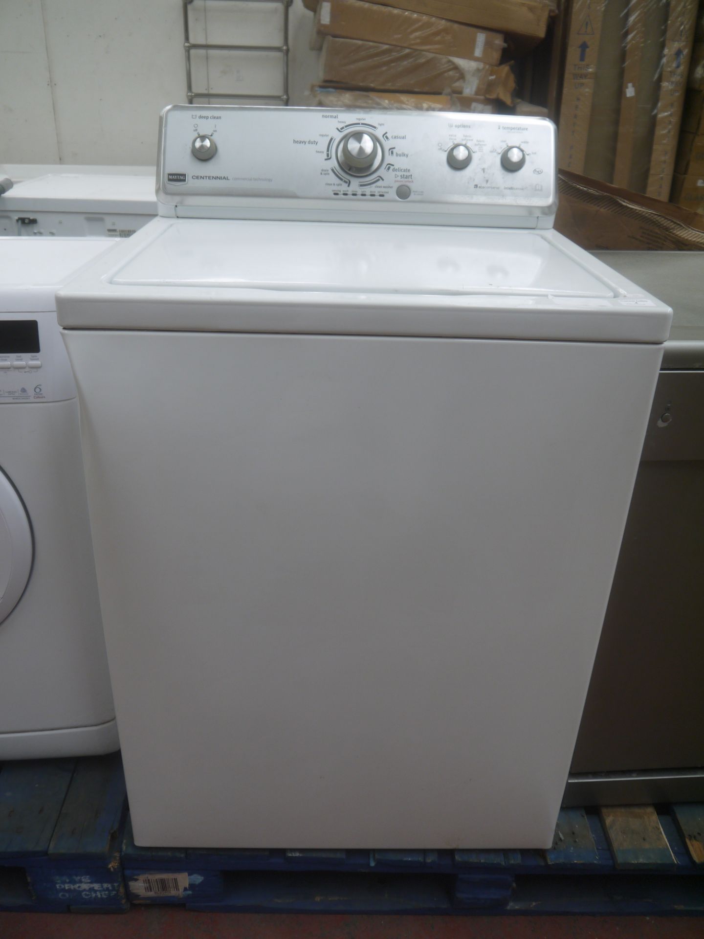 Maytag washing machine, commercial technology, intelli sense, powers on and spins.